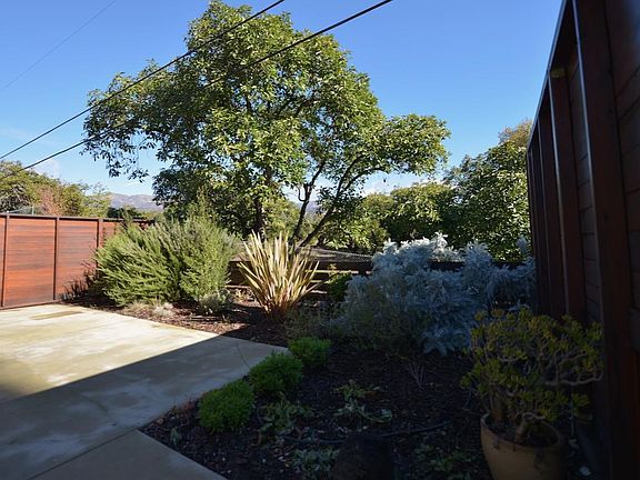 4th image of 1274 La Brea Ln #1280