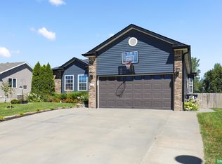 4130 W Huntington Ave, Lincoln, NE 68524