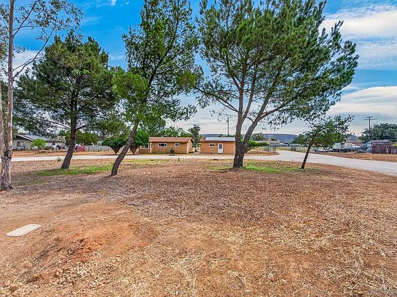 4th image of 1448 San Vicente Rd