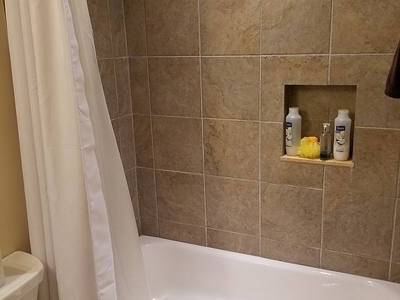 5th image of 14901 Newcastle Ln
