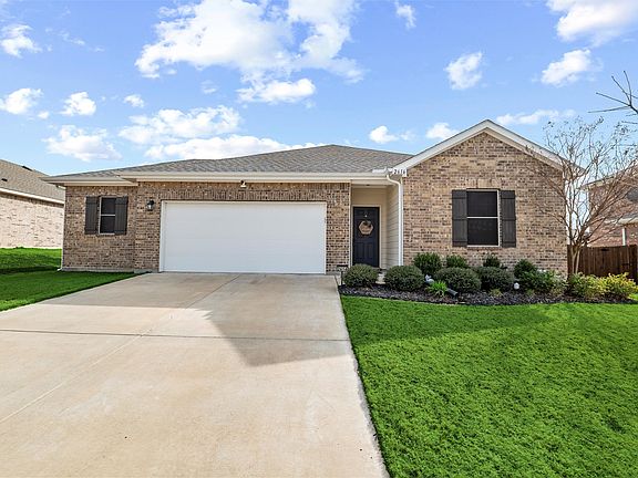 2nd image of 2616 Beech Creek Rd