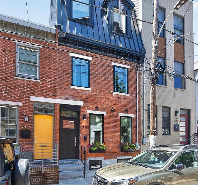 1st image of 2040 Pemberton St
