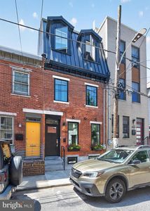 2040 Pemberton St, Philadelphia, PA, 19146