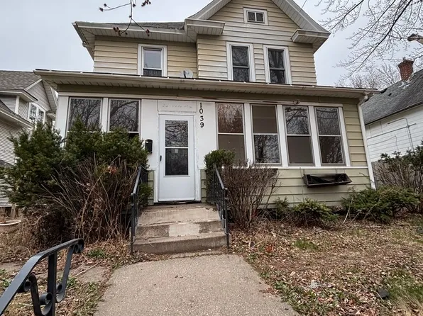 1039 Lawson Ave E, Saint Paul, MN 55106