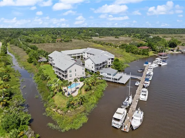 26 Hidden Harbor Rd, Brunswick, GA 31525