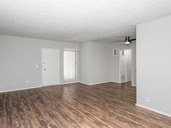 4th image of 240 S 3rd St Unit W