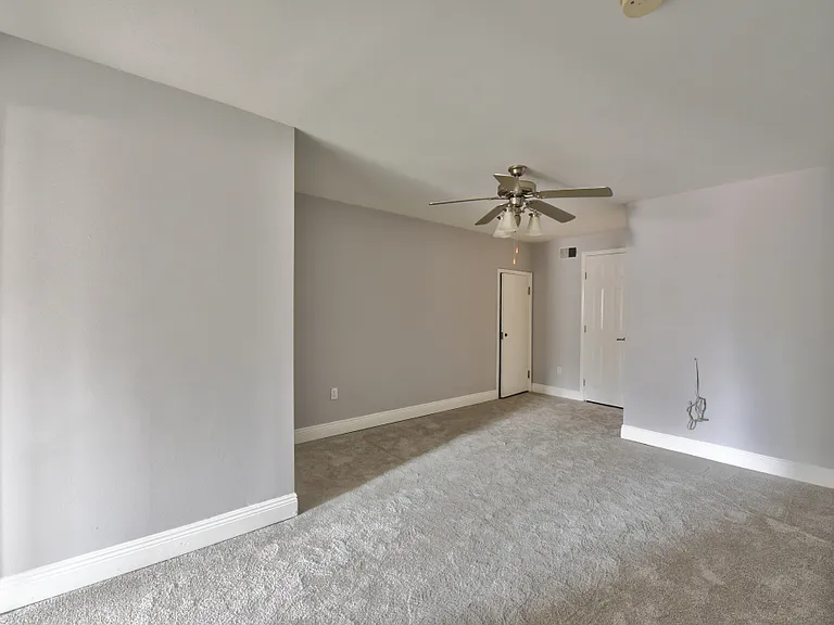4th bedroom, 2nd floor