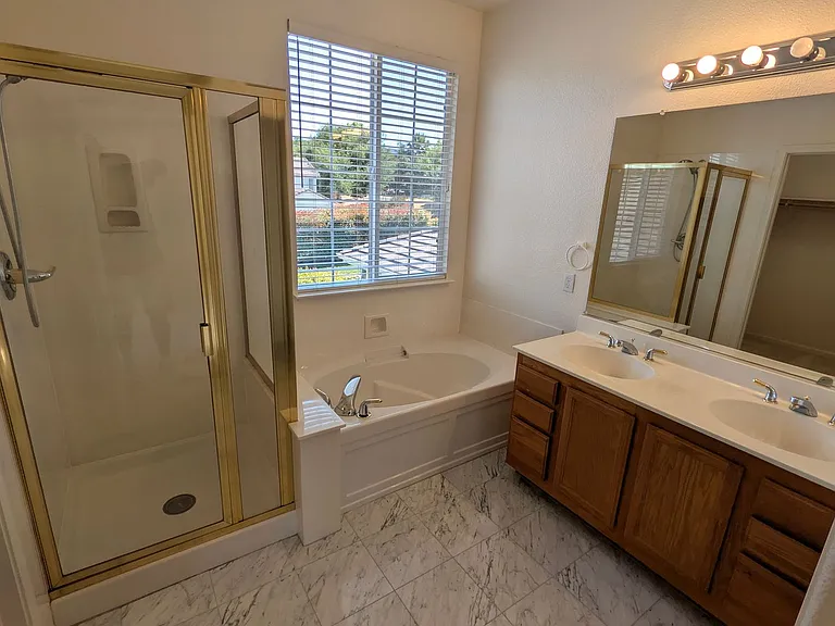 90 Plumeria Ct — Photo 23