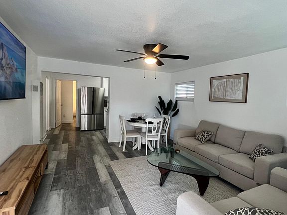 3rd image of 5270 Linden Ave