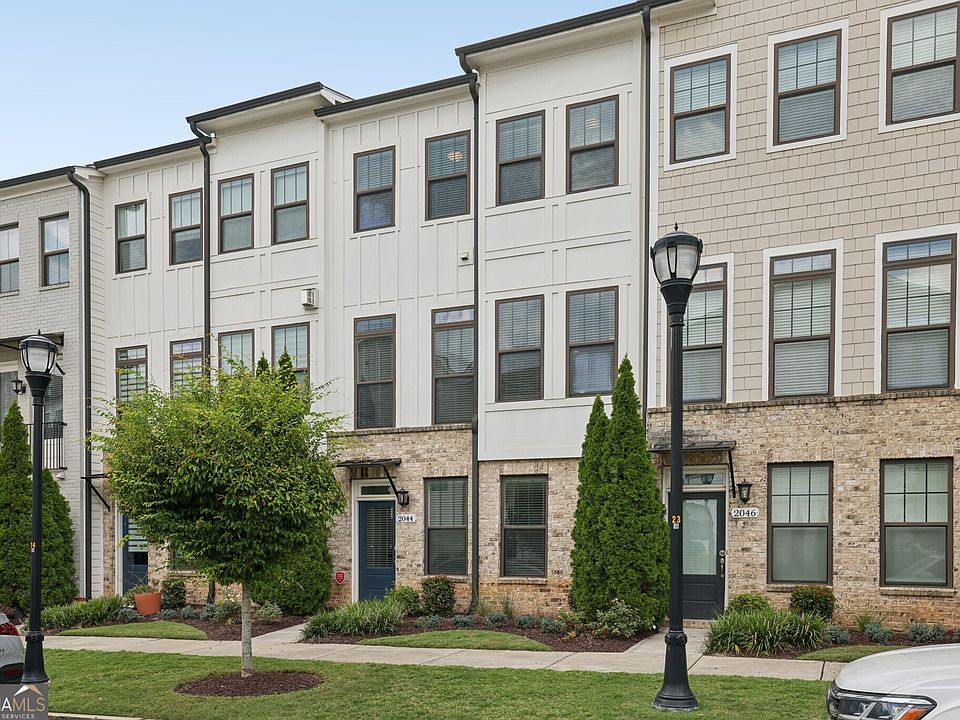1st image of 2044 Rockledge Rd NE