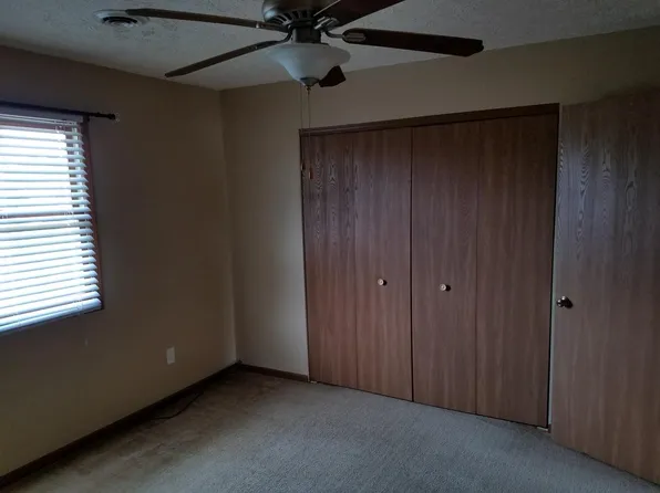 3170 Thornton St NW APT 5, North Canton, OH 44720