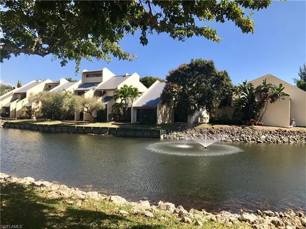 8805 Lateen Ln APT 104, Fort Myers, FL 33919