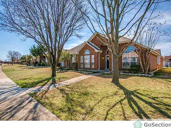 3rd image of 2315 Stillwater Dr