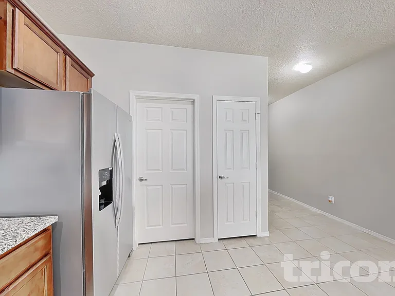 2081 Camino Rincon SW — Photo 5