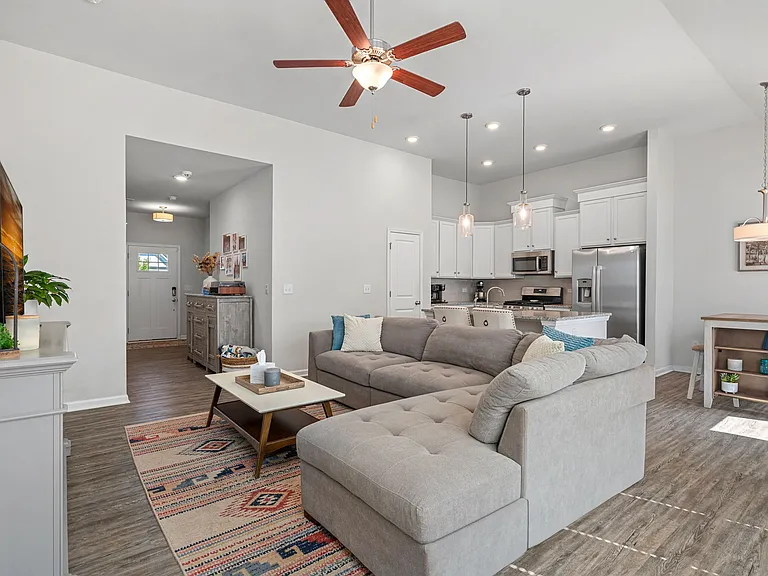 3739 Berry Dr — Photo 9