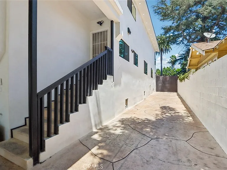 4432 Melbourne Ave — Photo 45