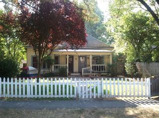 815 SW 4th St, Grants Pass, OR 97526