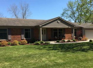 627 Crown Hill Dr W, Wabash, IN 46992