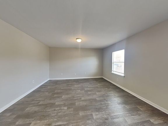 4th image of 116 Yorkshire Dr