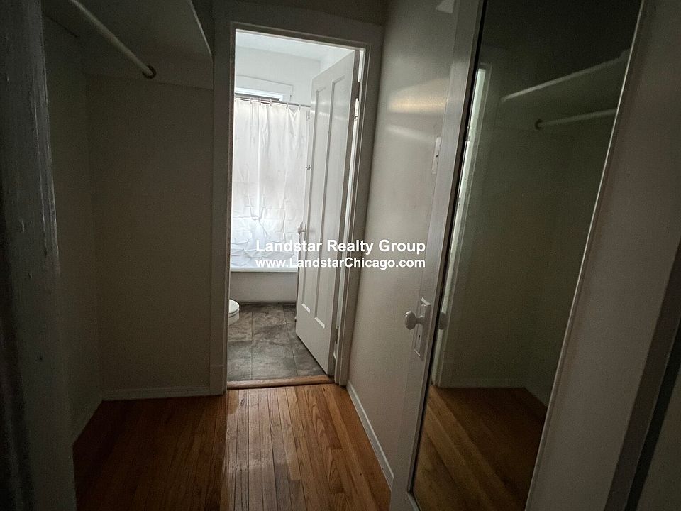 1st image of 4017 W Melrose St APT 3S