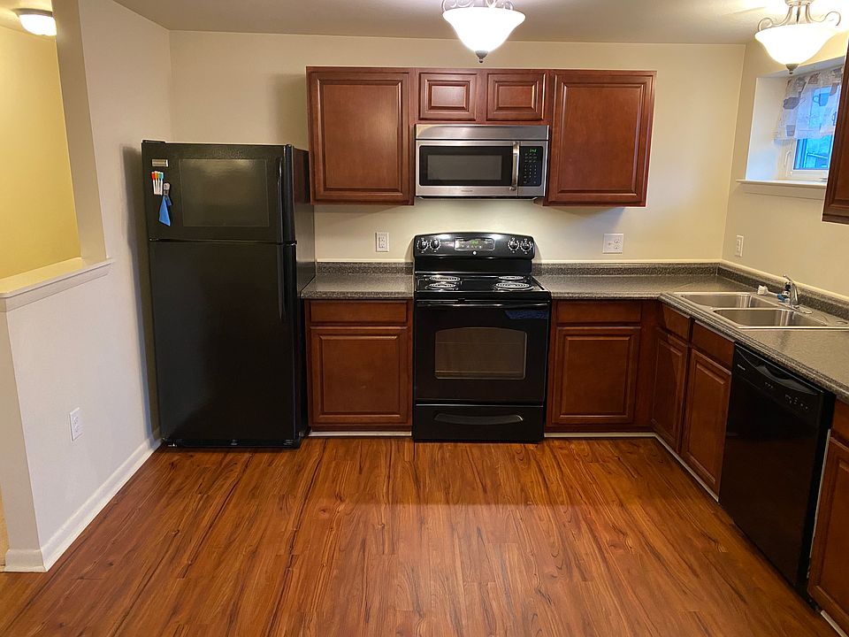 1st image of 129 E State St #2