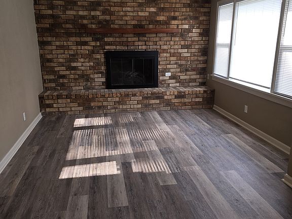2nd image of 105 Fairlane Dr