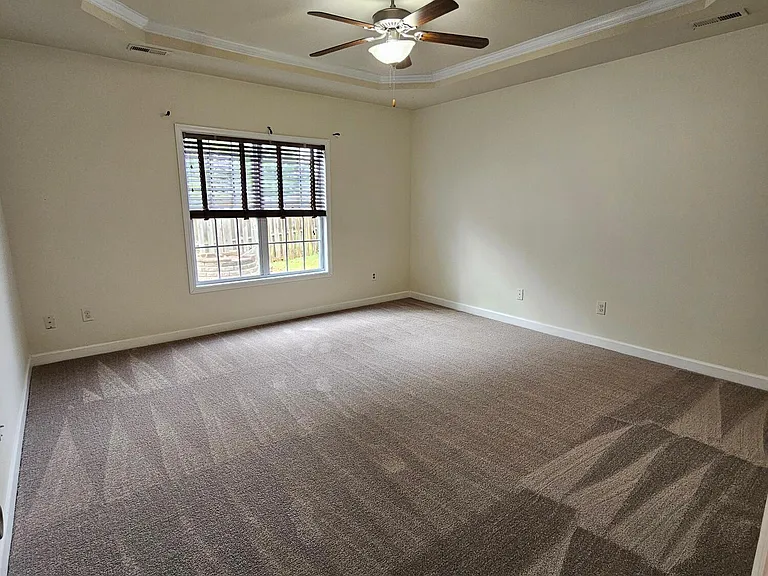 202 Winson Green Ln — Photo 12