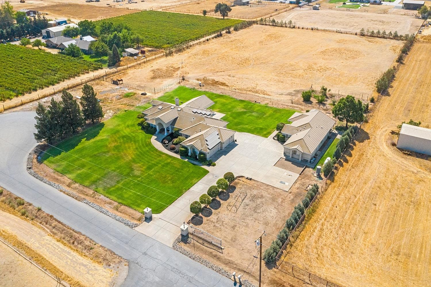 11562 E Mayers Rd, Acampo, CA 95220 Zillow