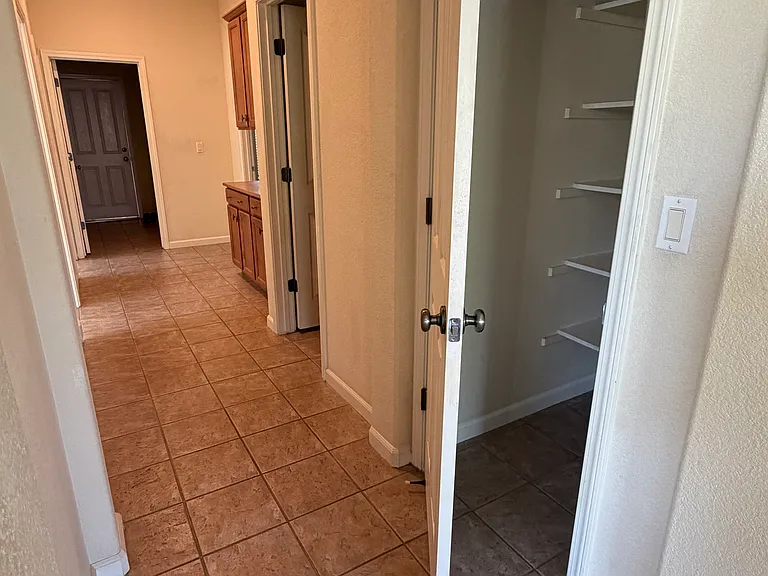 4080 Arenzano Way — Photo 18
