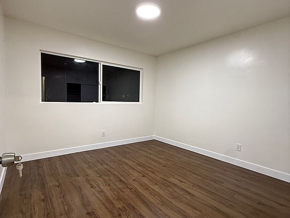 2nd image of 3880 Maine Ave #1
