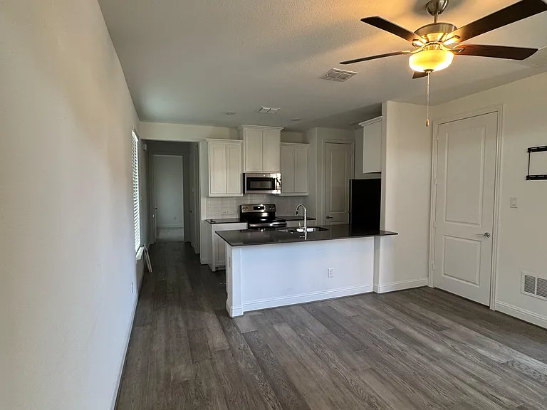 2105 McMullin Dr #2105 — Photo 12
