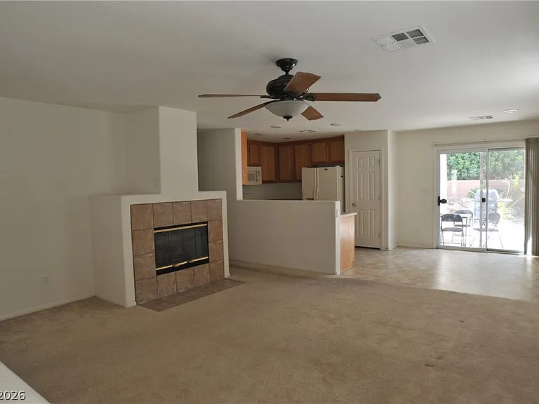 8228 Corset Creek St — Photo 3