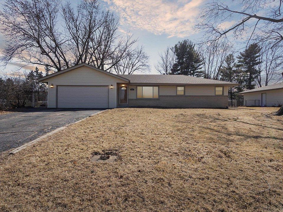 1st image of 2833 Cascade Dr