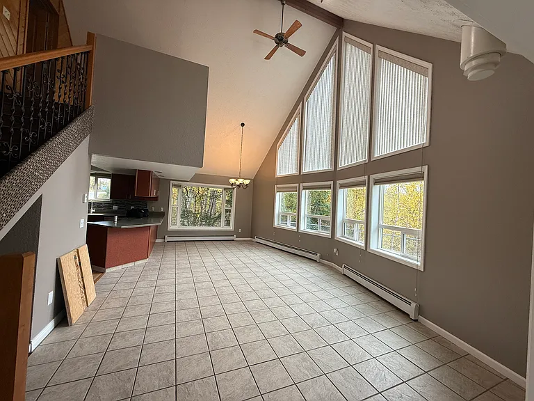 950 S Lower Rd — Photo 7
