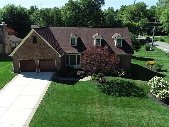 5th image of 9749 Scotch Pine Ln