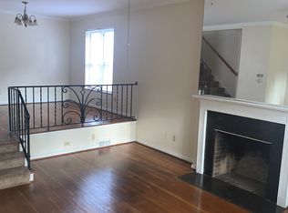 805 Kenwick Rd, Columbus, OH 43209