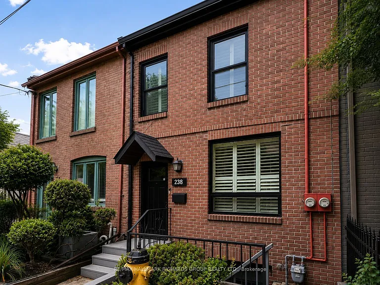 238 Ontario St #LOWER — Photo 3