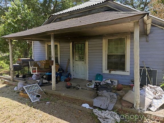 4th image of 2544 Miami Church Rd