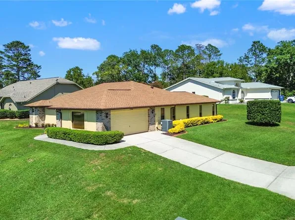 12001 Granada Pl, Weeki Wachee, FL 34614