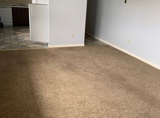 123 Willow St APT 5, Lockport, NY 14094