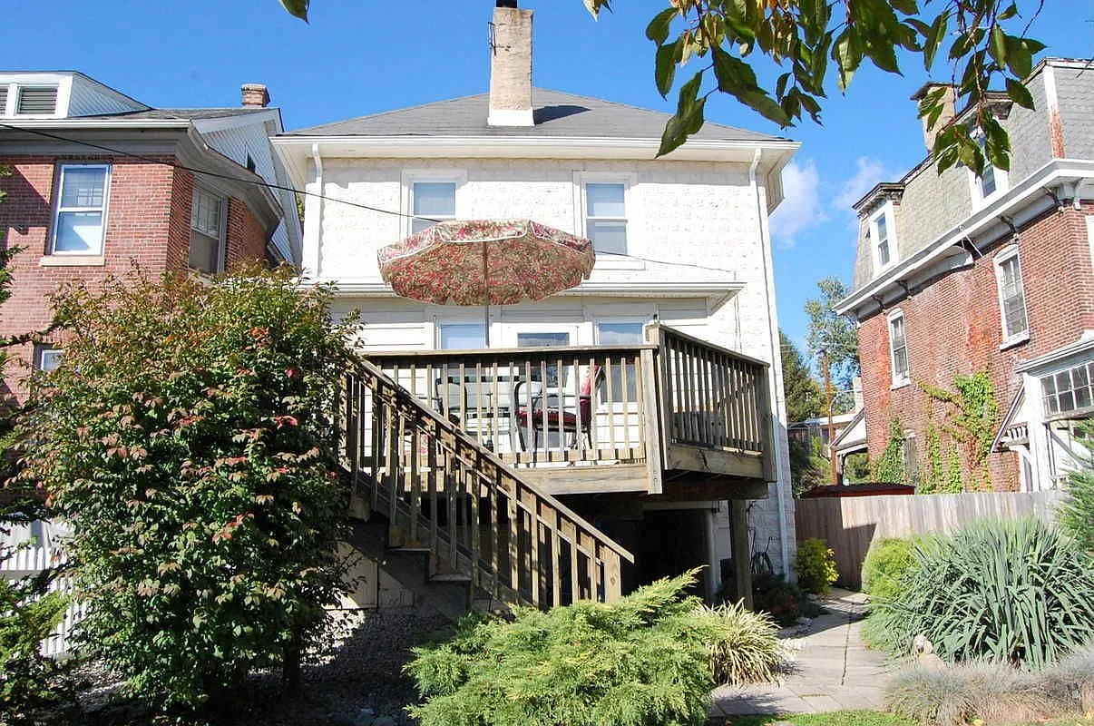 217 Spring Mill Ave photo 1