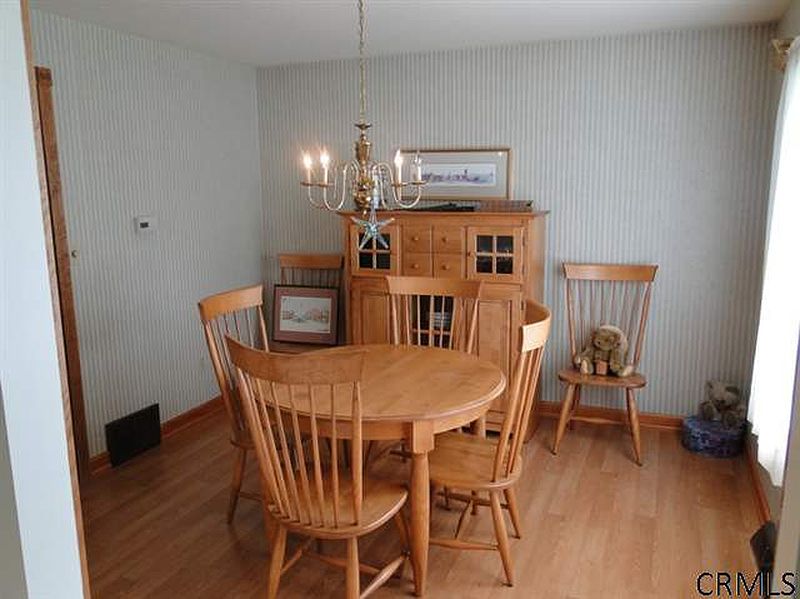 5th image of 1511 MAPLE CREST Drive