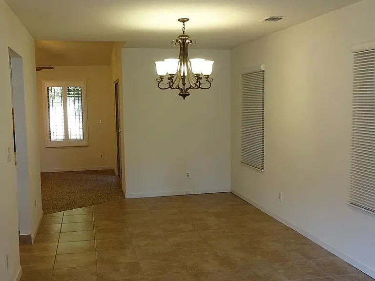 2223 Ellery Ave — Photo 6