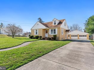 41 Harding Ave, Runnemede, NJ 08078