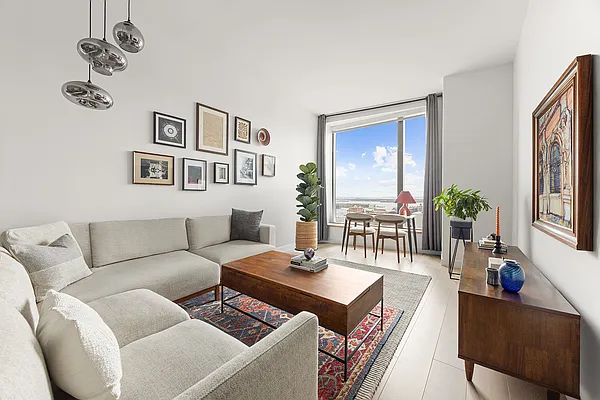 11 Hoyt Street #30B