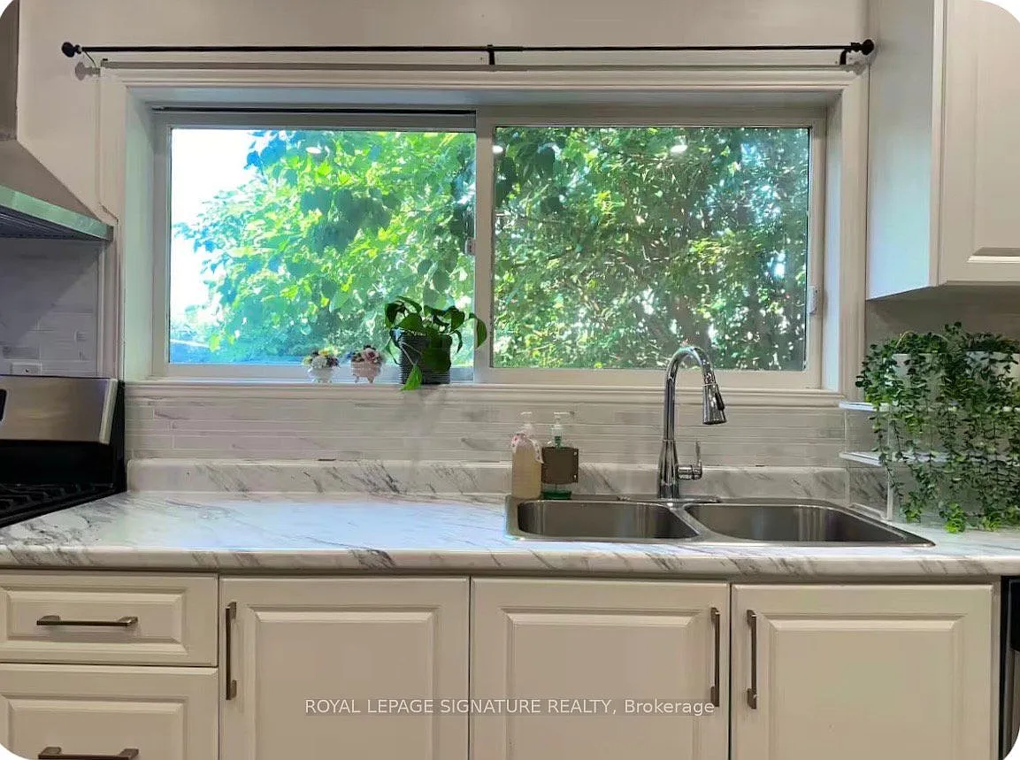 3 bed, $4,000 — Photo 1