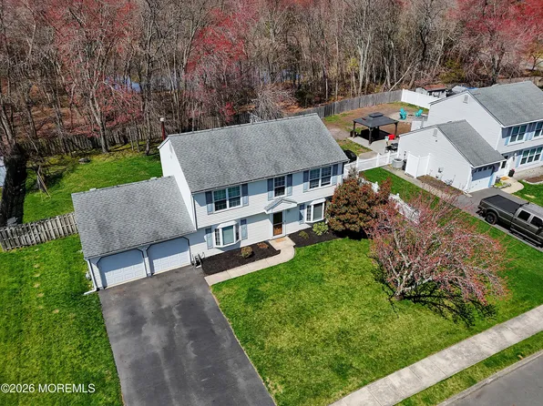 128 Oak Glen Road, Toms River, NJ 08753