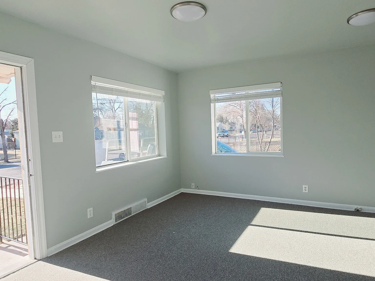 1388 W Glenrose Dr — Photo 3