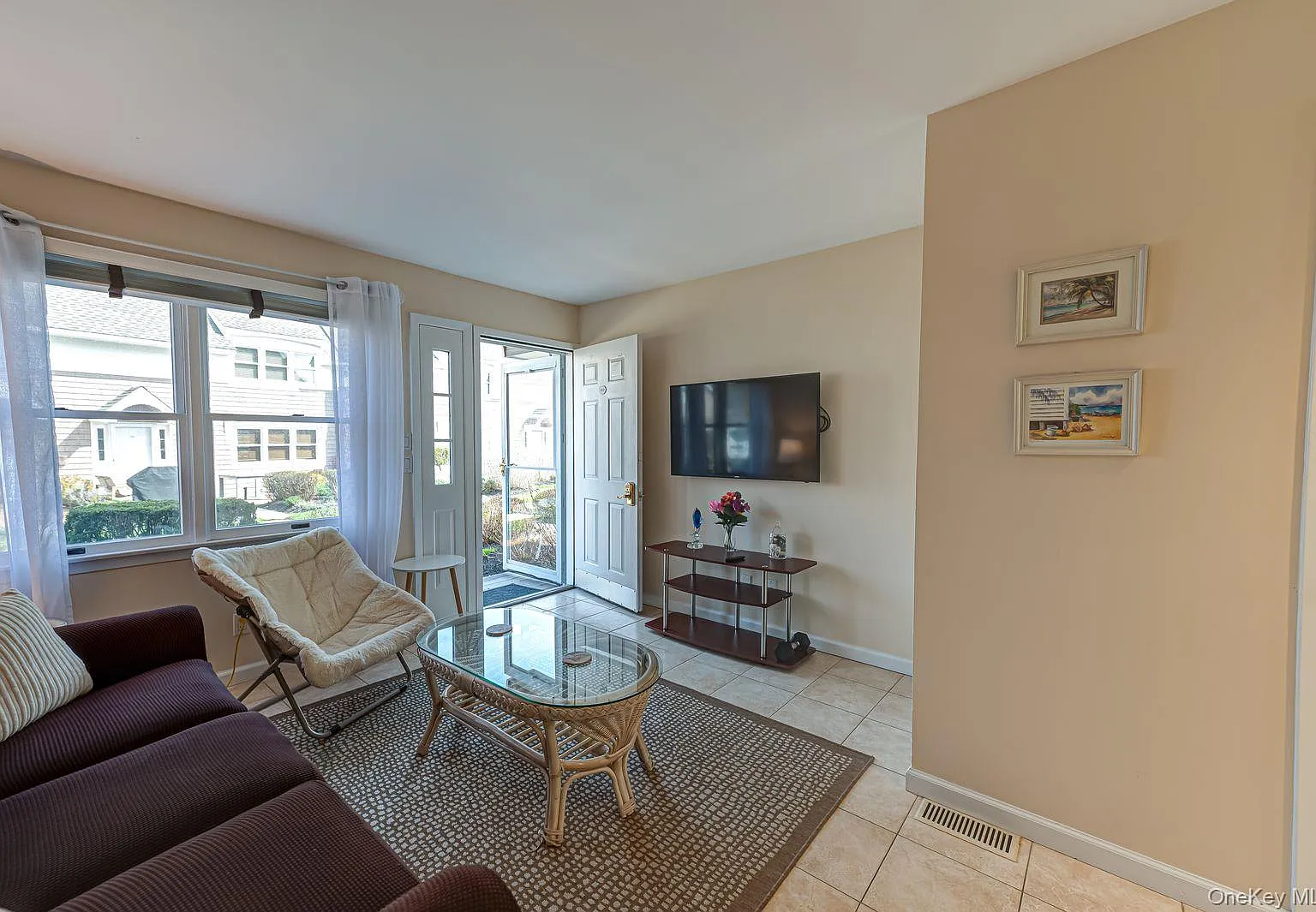 1 bed, 1.0 bath, 672 sqft, $3,700 — Photo 3