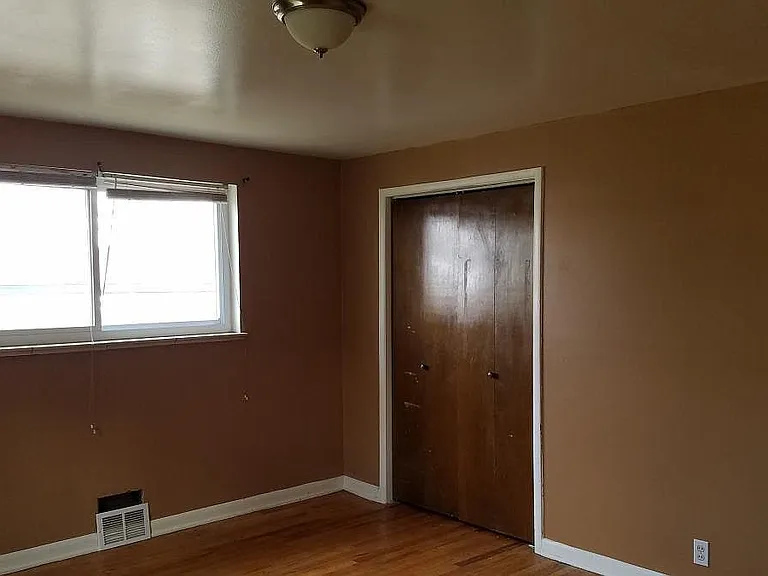 1641 Beeler St — Photo 7